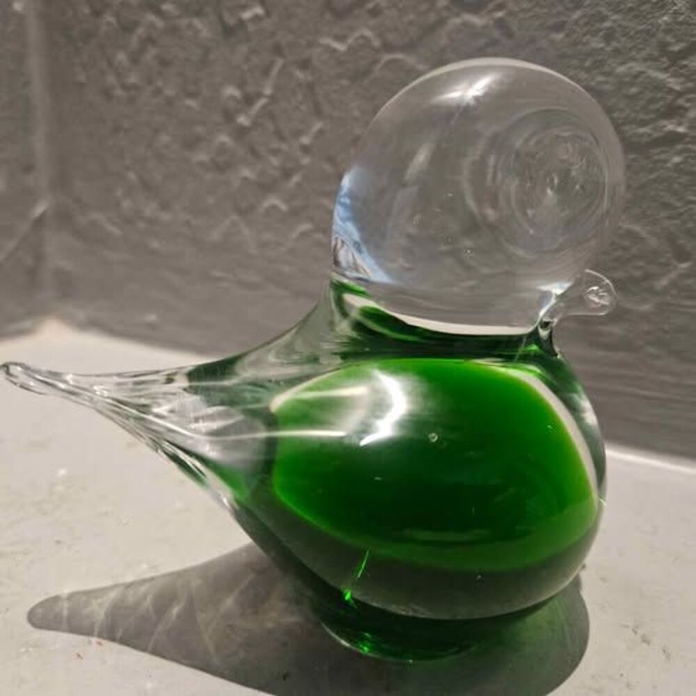 Art Glass Green and Clear Vintage Bird Paperweight 4"